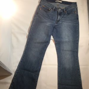 Levi jeans